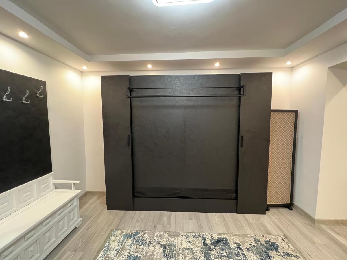 Apartment Tirana On Myslym Shyri Екстериор снимка