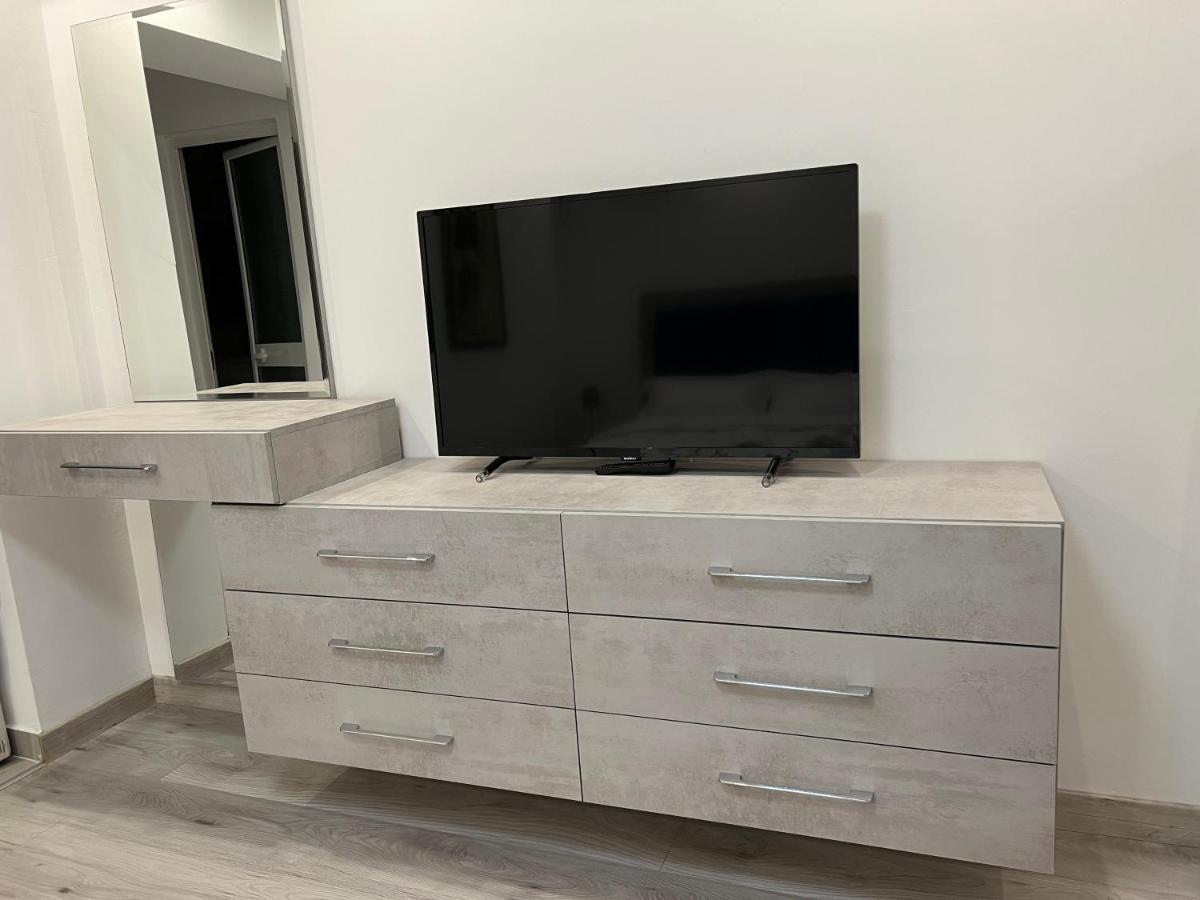 Apartment Tirana On Myslym Shyri Екстериор снимка
